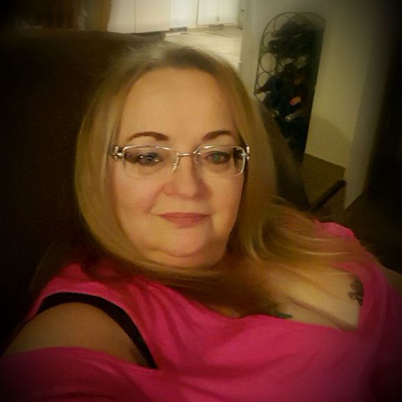 Meet your Posher, Beverly - Picture 1 of 1